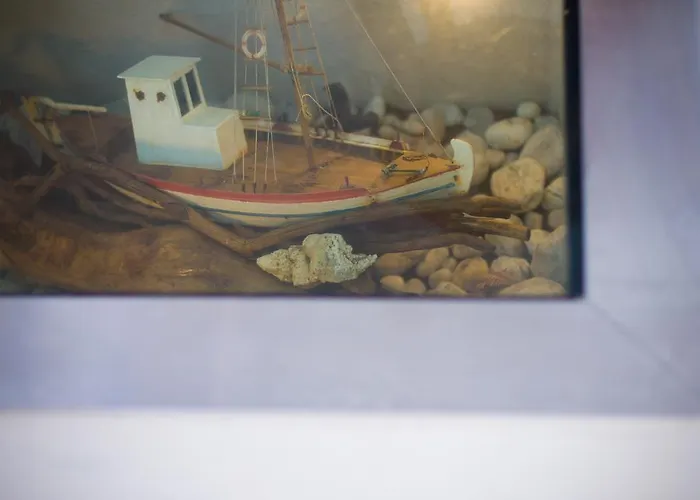 κymanemi Folegandros Pensión